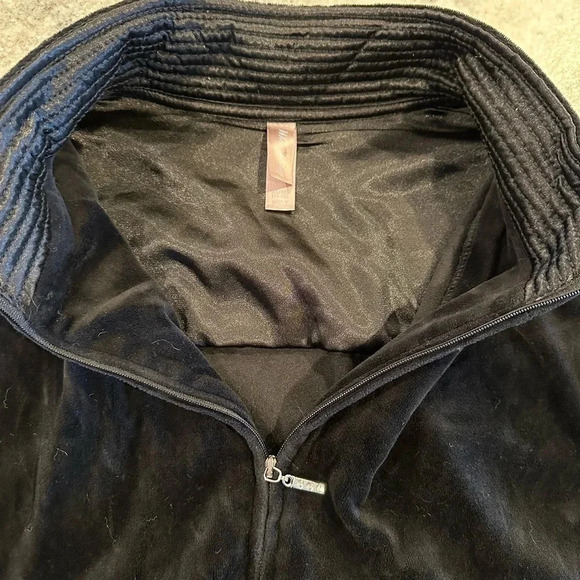 White Stag Women's Velour Zippered Black Vest Size XLarge - Picture 10 of 10